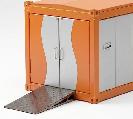 Swing gates of the flammable liquids container with a ramp